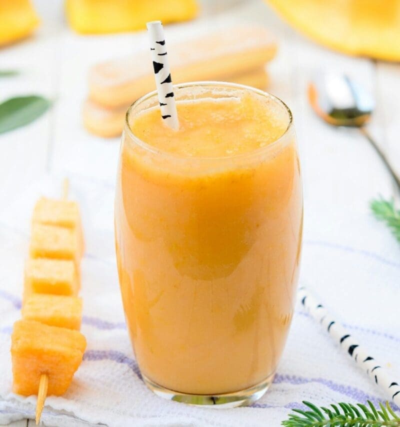 mango smoothie